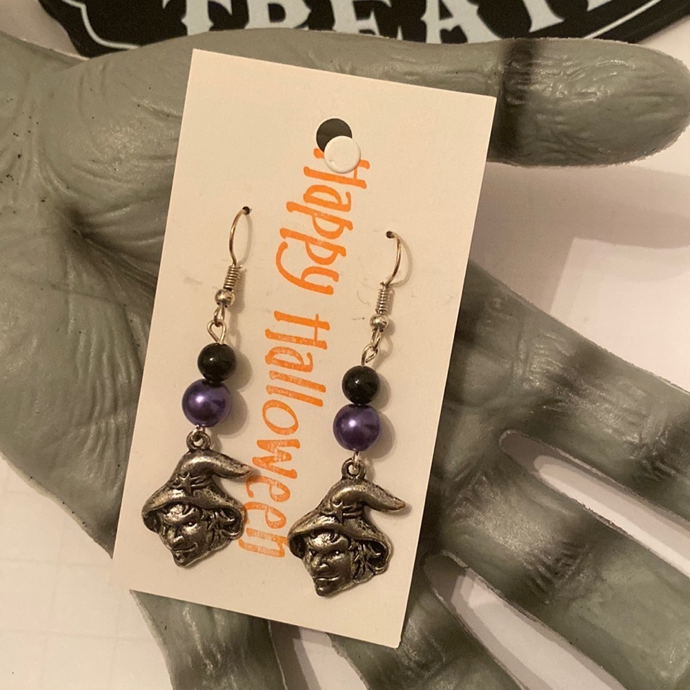 Halloween beaded earrings with charm - Handmade